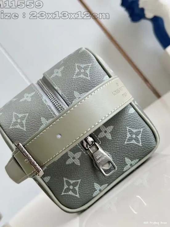 AAA Replica Ru VUITTON DOPP LOCKER KIT LOUIS bag-23*13*12CM 0621